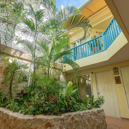 La Fe (adults Only) Bed & Breakfast