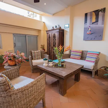 La Fe (adults Only) Bed & Breakfast 4*