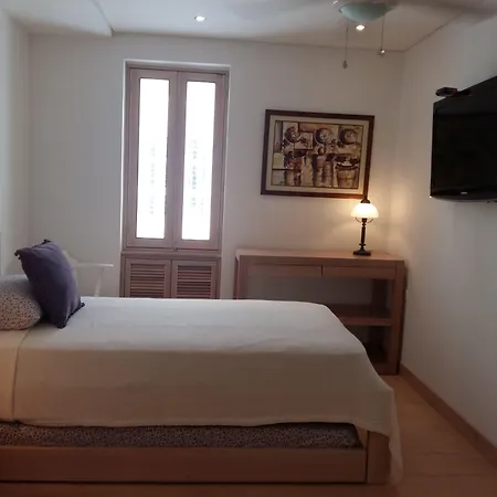 La Fe (adults Only) Bed & Breakfast