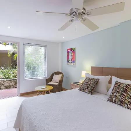La Fe (adults Only) 4*